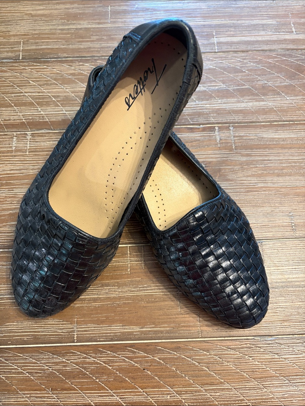 Trotters Black Woven Leather Loafers